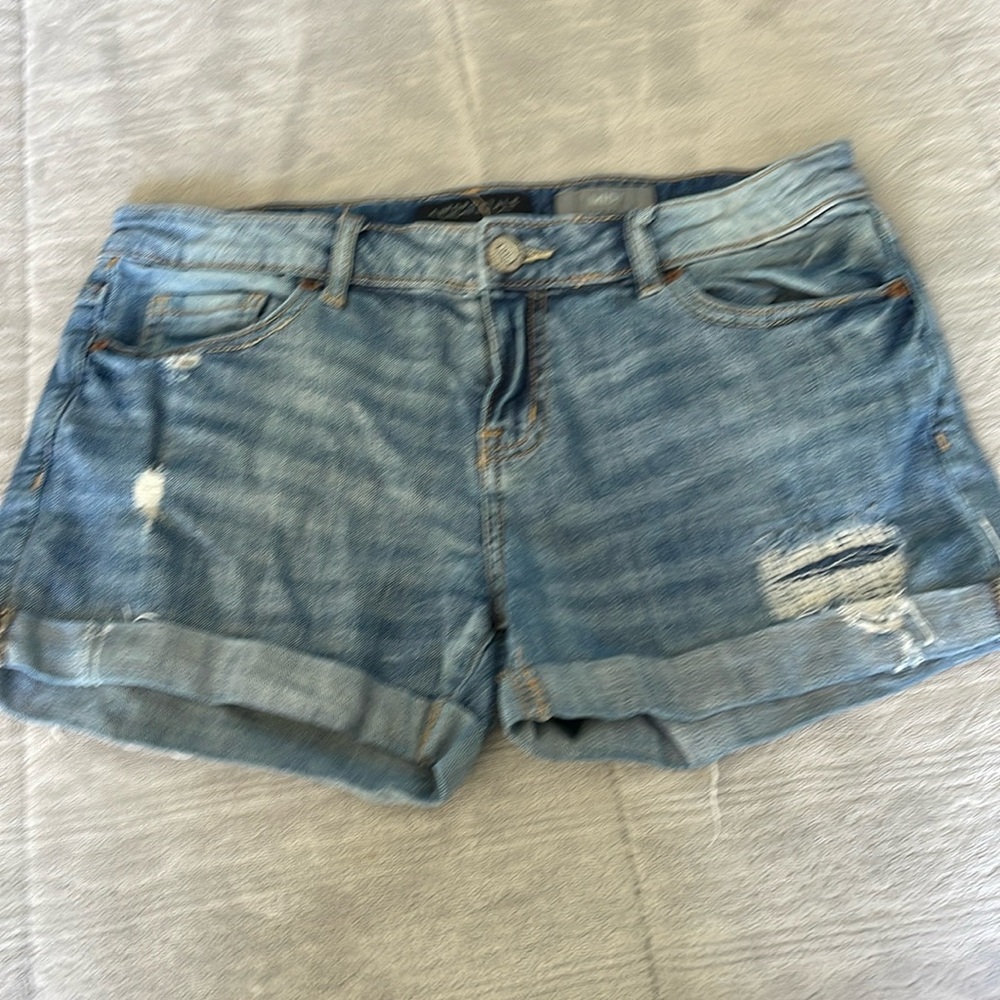 Women’s Jean shorts
